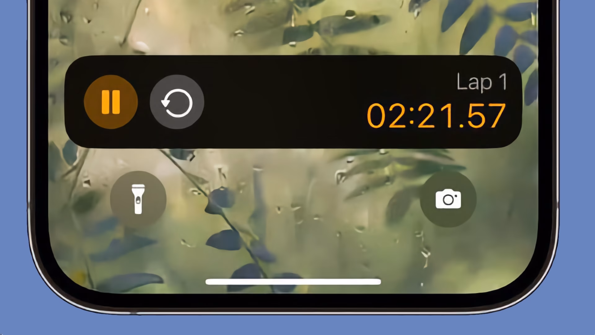 How do I pause a stopwatch & start a new lap?