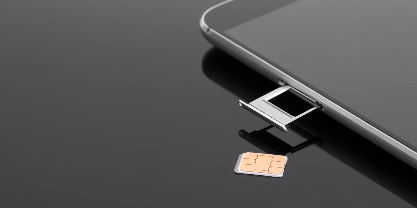 What is a dual SIM phone?