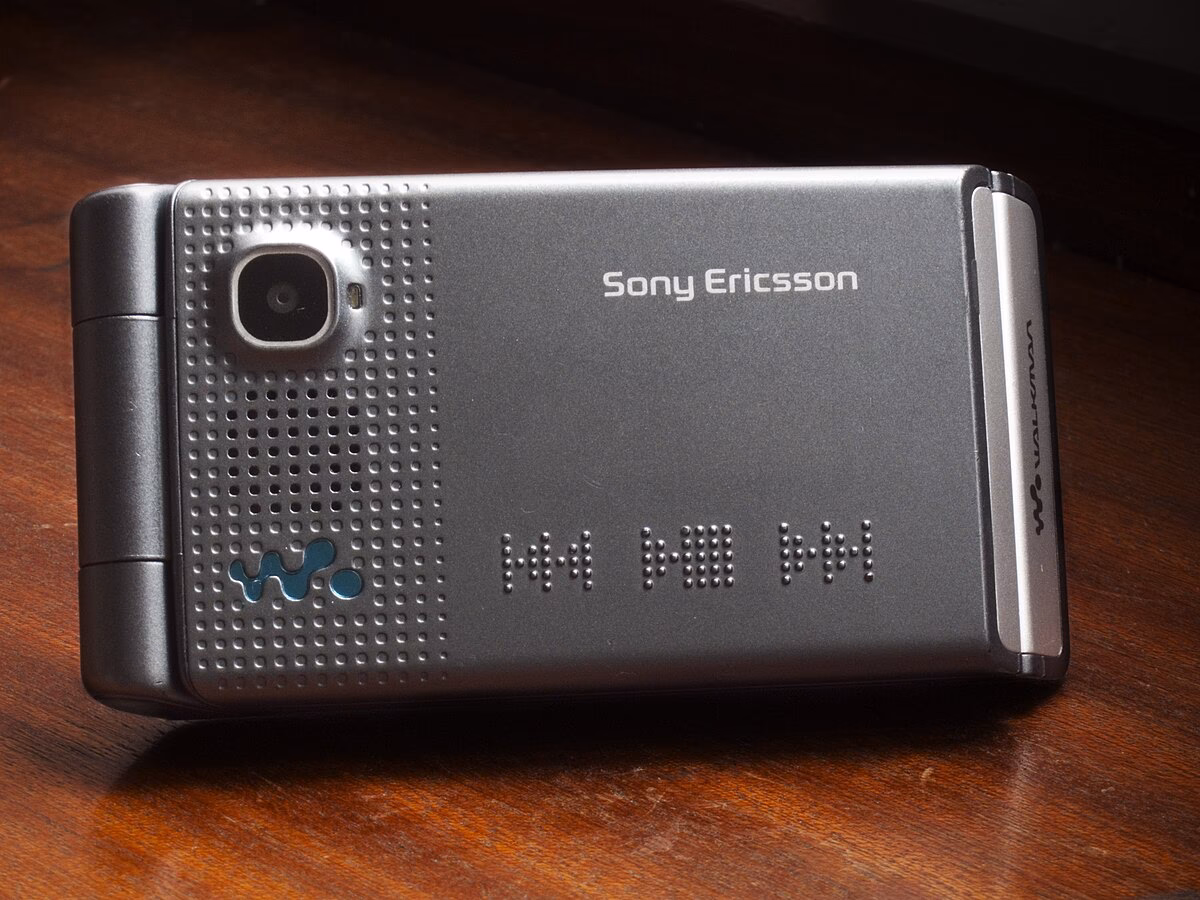 What happened between Sony & Ericsson?