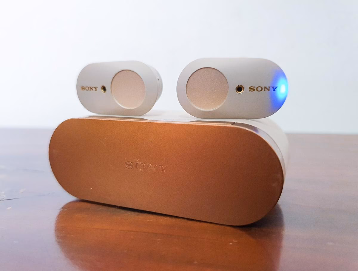 How to pair Sony wf-1000xm3 with iPhone?