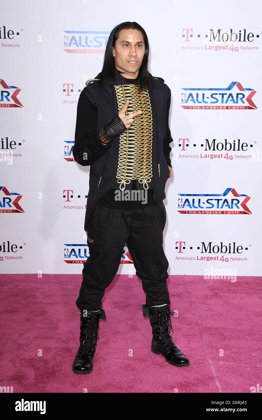 How do I use my magenta pass?