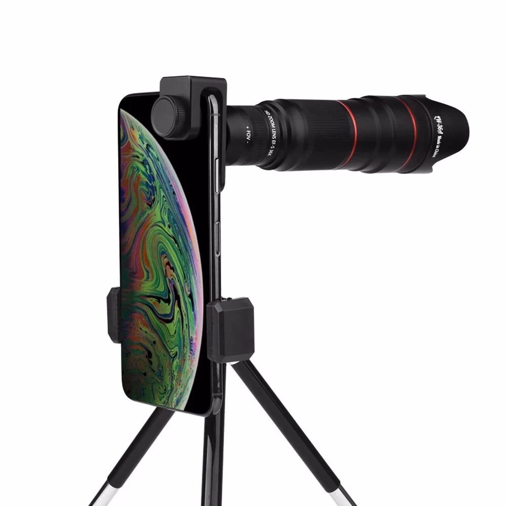 Which smartphone brands are compatible with the telescope lens?
