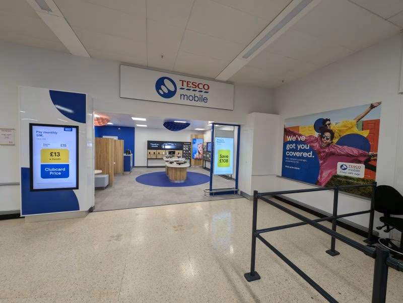 How many Tesco branches are there in Inverurie?