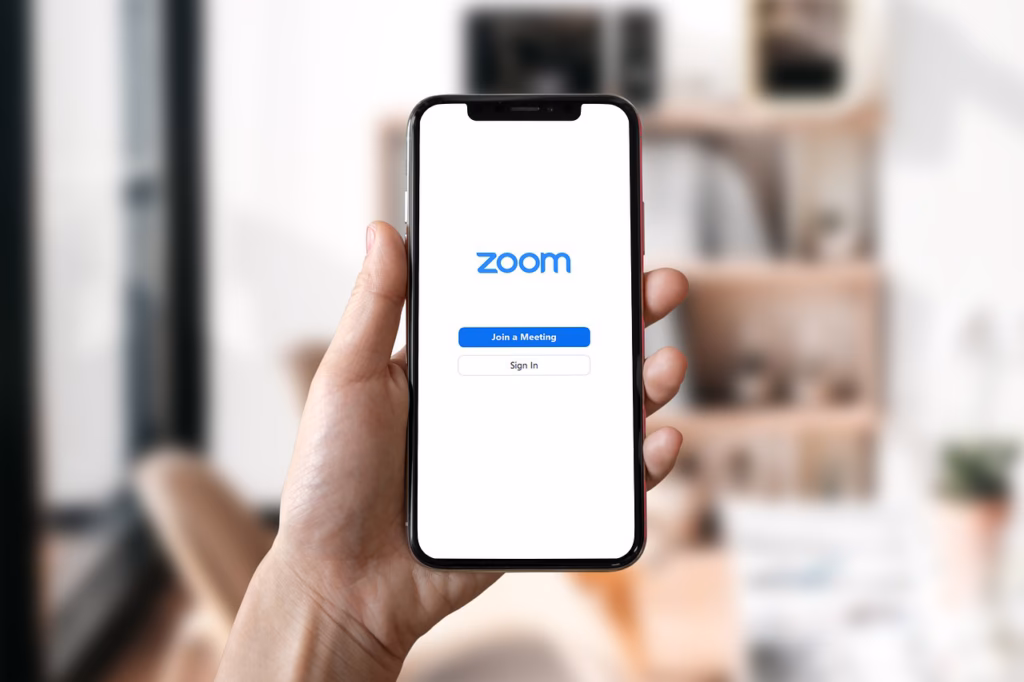 Does Zoom Rooms for touch display thumbnails?