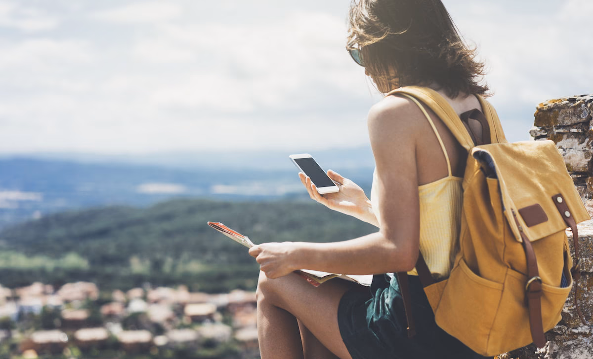Why should you buy a smartphone for travel?
