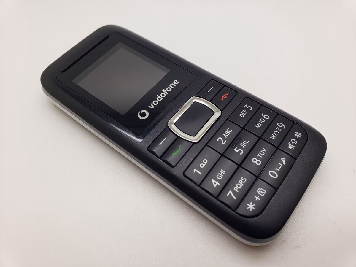 How many customers does Vodafone have?