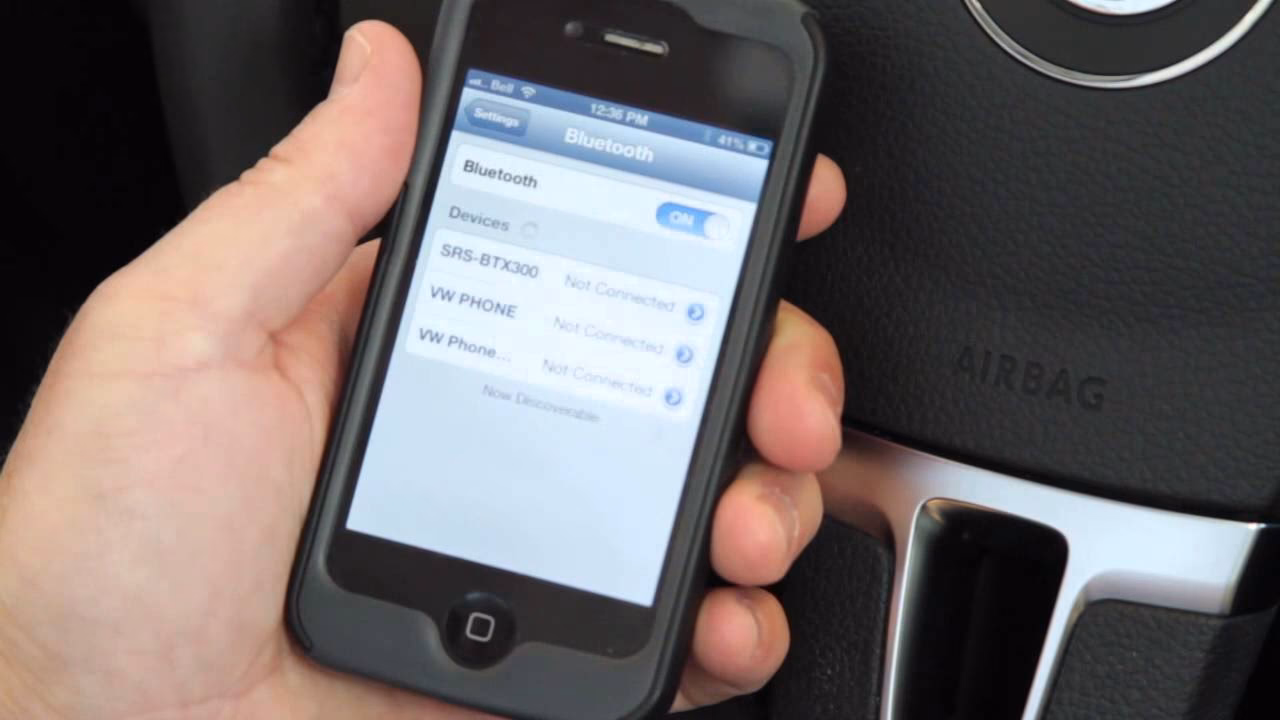 How do I connect my Apple iPhone to my VW ID4?
