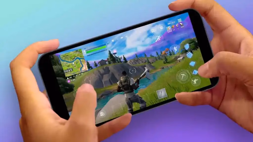 Which devices are compatible with Fortnite?