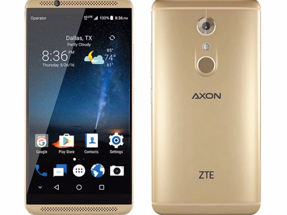 How much RAM does the ZTE Axon 7 have?
